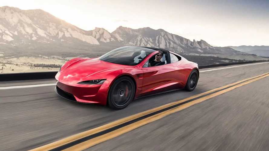 Strano ma vero: la presentazione della Tesla Roadster è rimandata