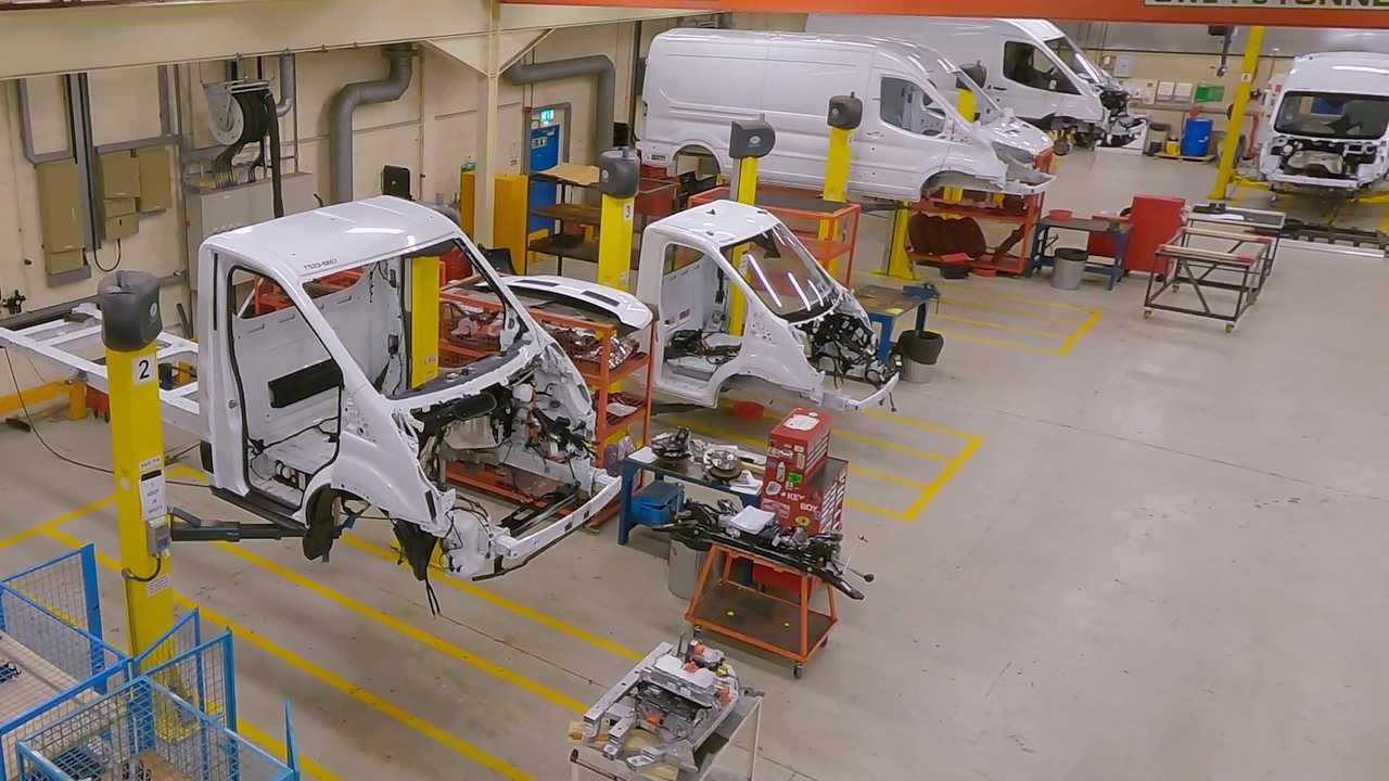 Ford E-Transit Trials - assemblaggio