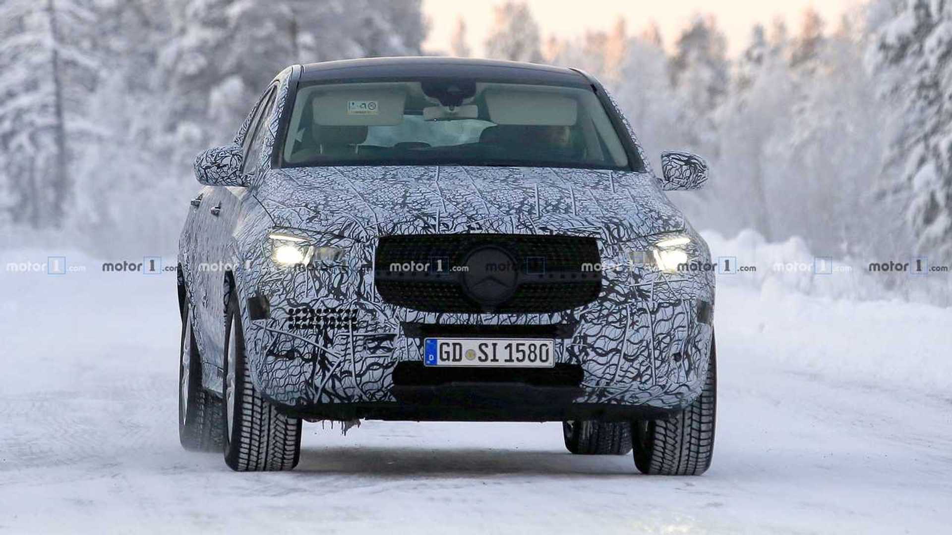 mercedes-benz-gle-coupe-spy-photo.jpg