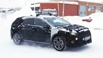 2019 Kia XCeed spy photo