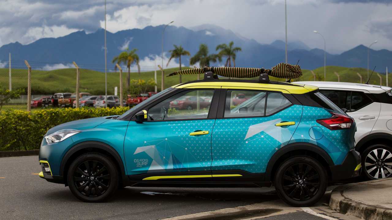 Nissan Kicks Surf