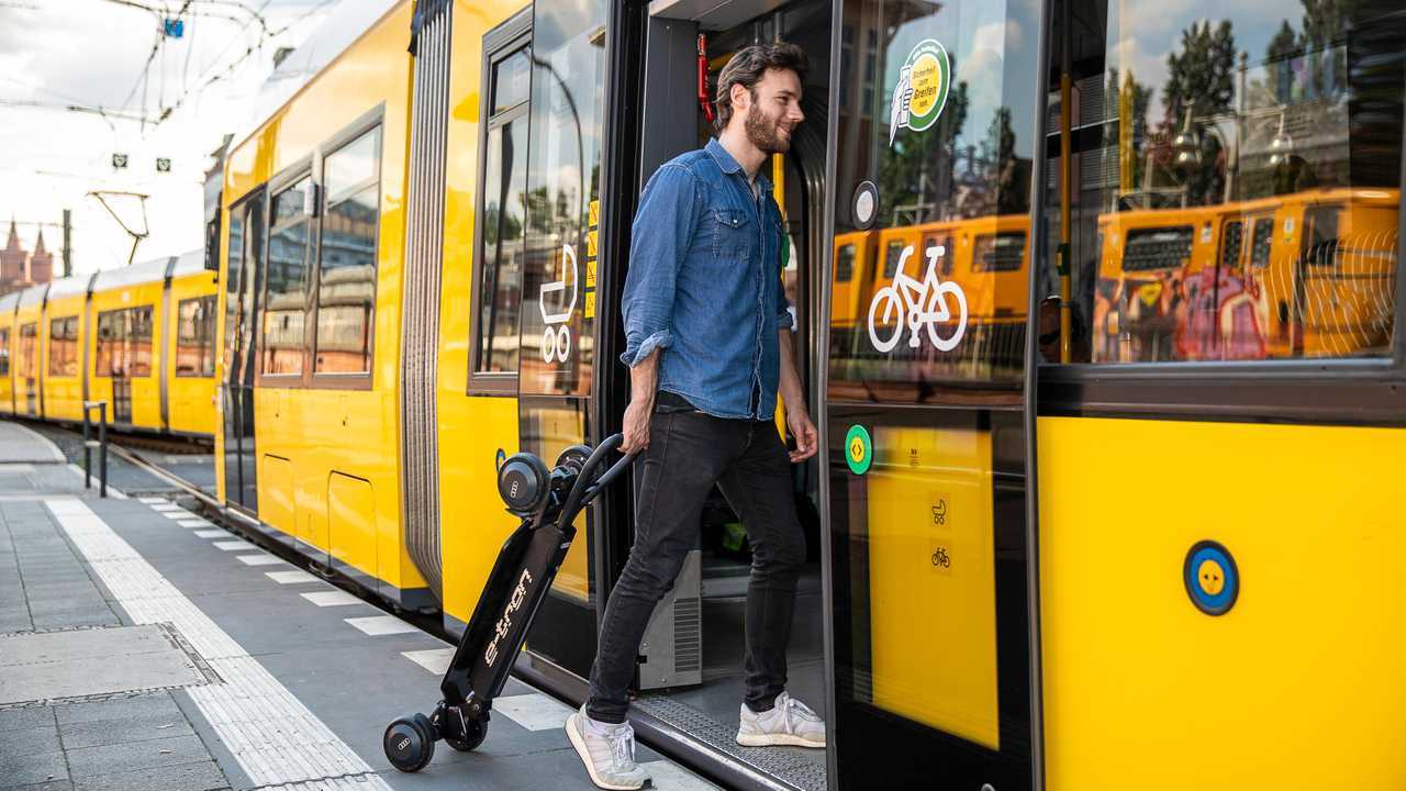 audi e-tron scooter