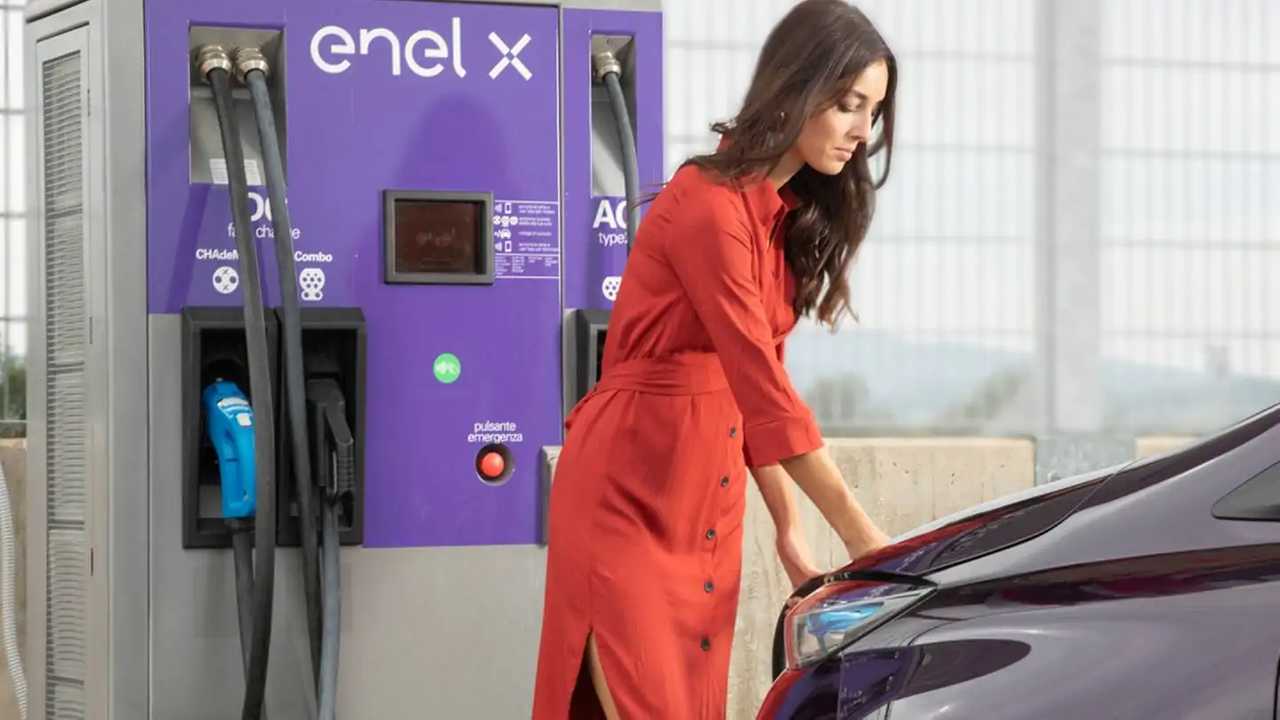 Enel X Intelligent charging solutions
