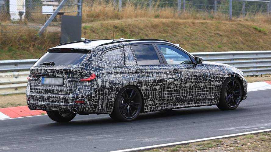 2019 BMW 3 Series Touring spy photo