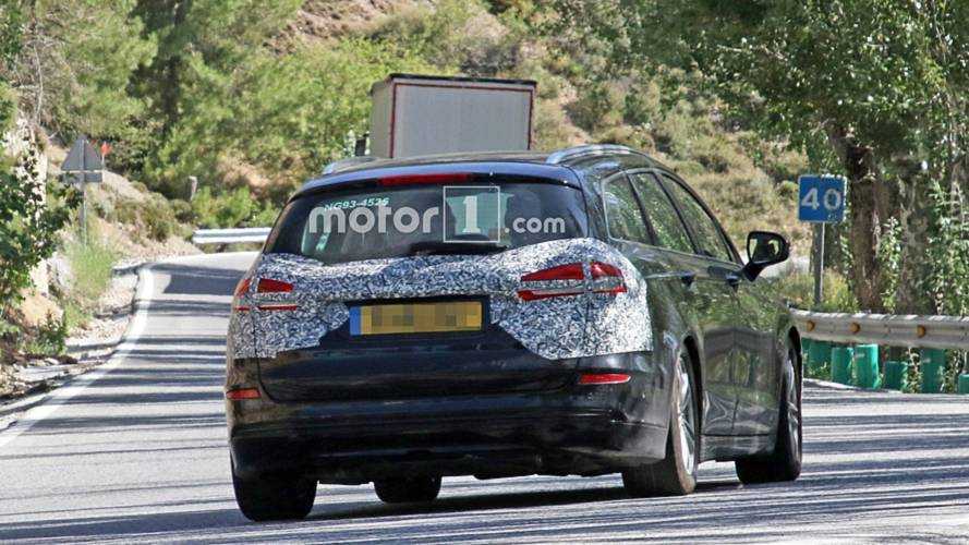 Ford Mondeo wagon facelift spy photo
