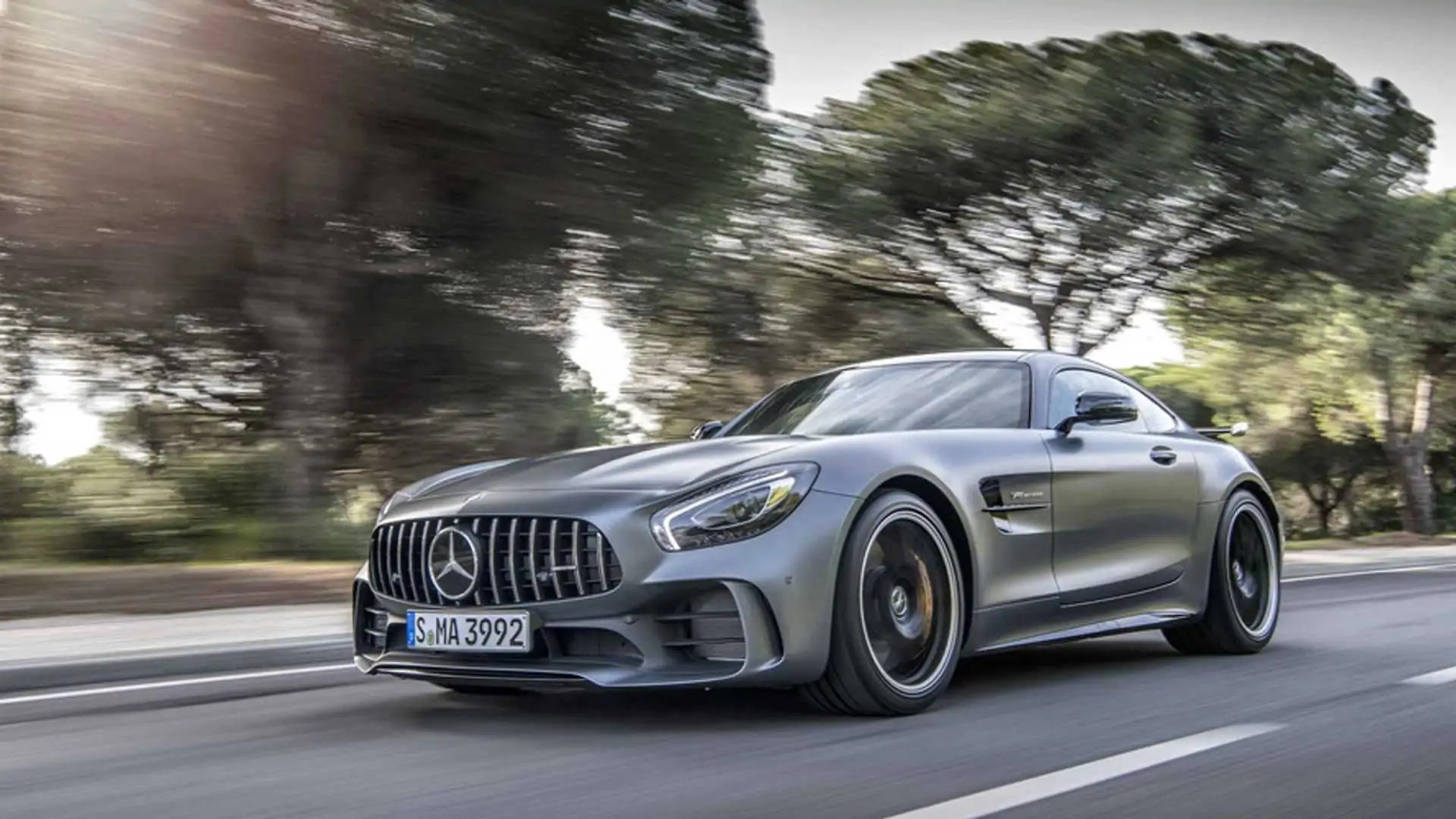 2017 Mercedes-AMG GT Review