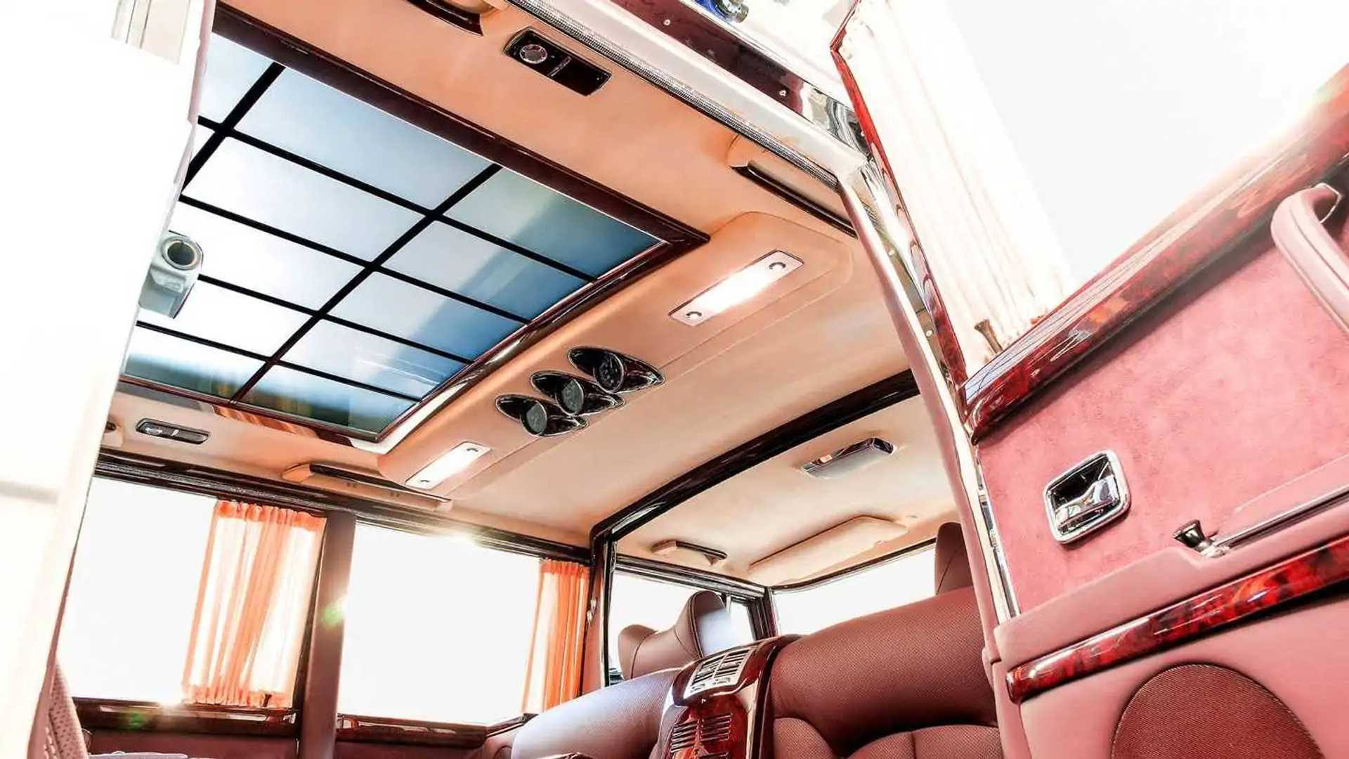 mercedes-600-pullman-maybach.jpg