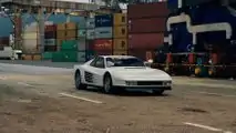 Fioravanti Ferrari Testarossa Restomod Trois quarts