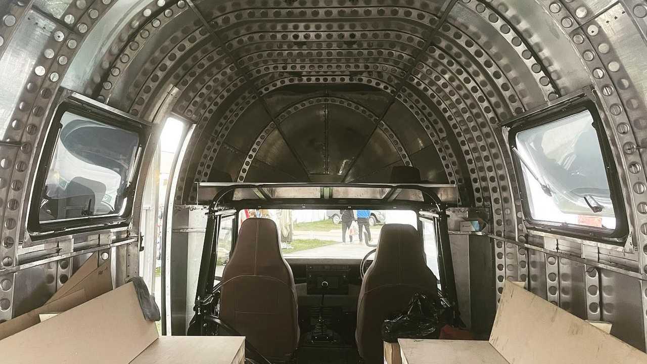 Duckworth Aerover, motorhome su base Land Rover Defender