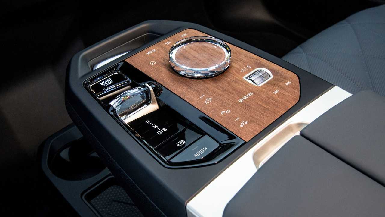 2022 BMW iX Interior