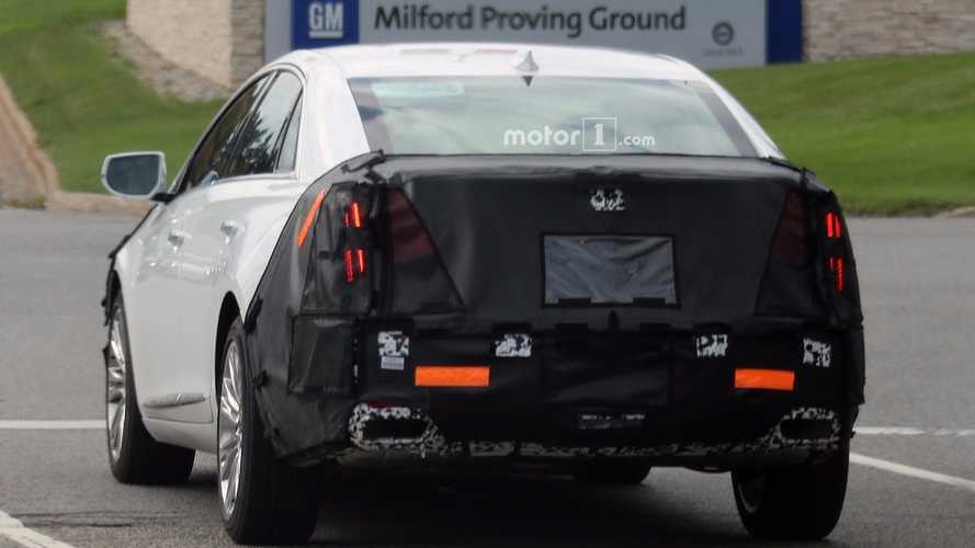 2018 Cadillac XTS Spy Shots