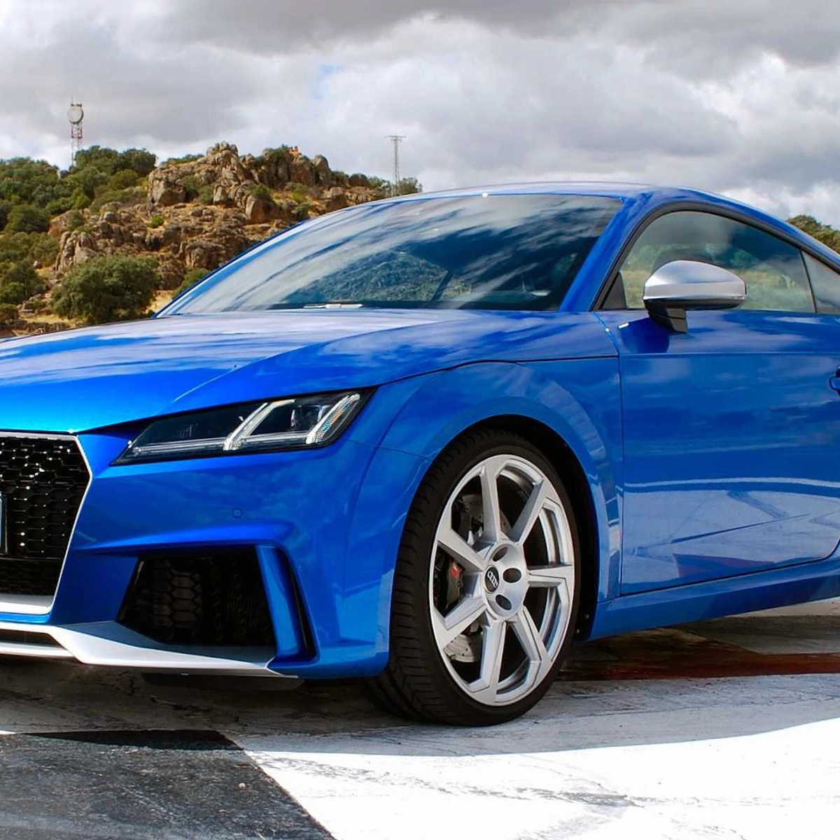 AUDIマグネティック パドルシフトR8 TT TTS TTRS 2017年式〜 AUDI マグネティック パドルシフト R8 TT TTS TTRS – ナガホリレーシング