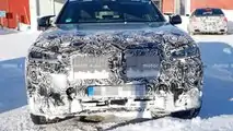 2022 BMW X4 Front Spy Foto
