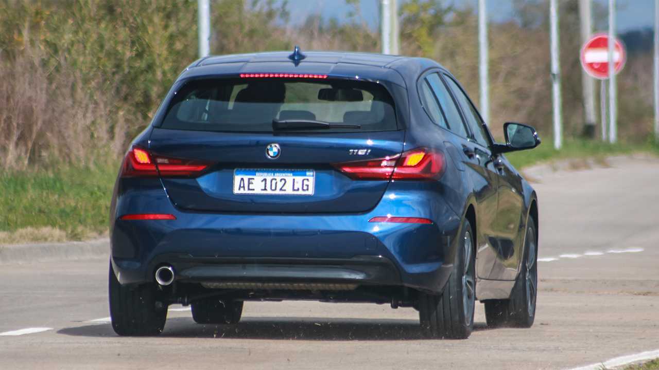 Crítica: BMW 118i Sport (F40)