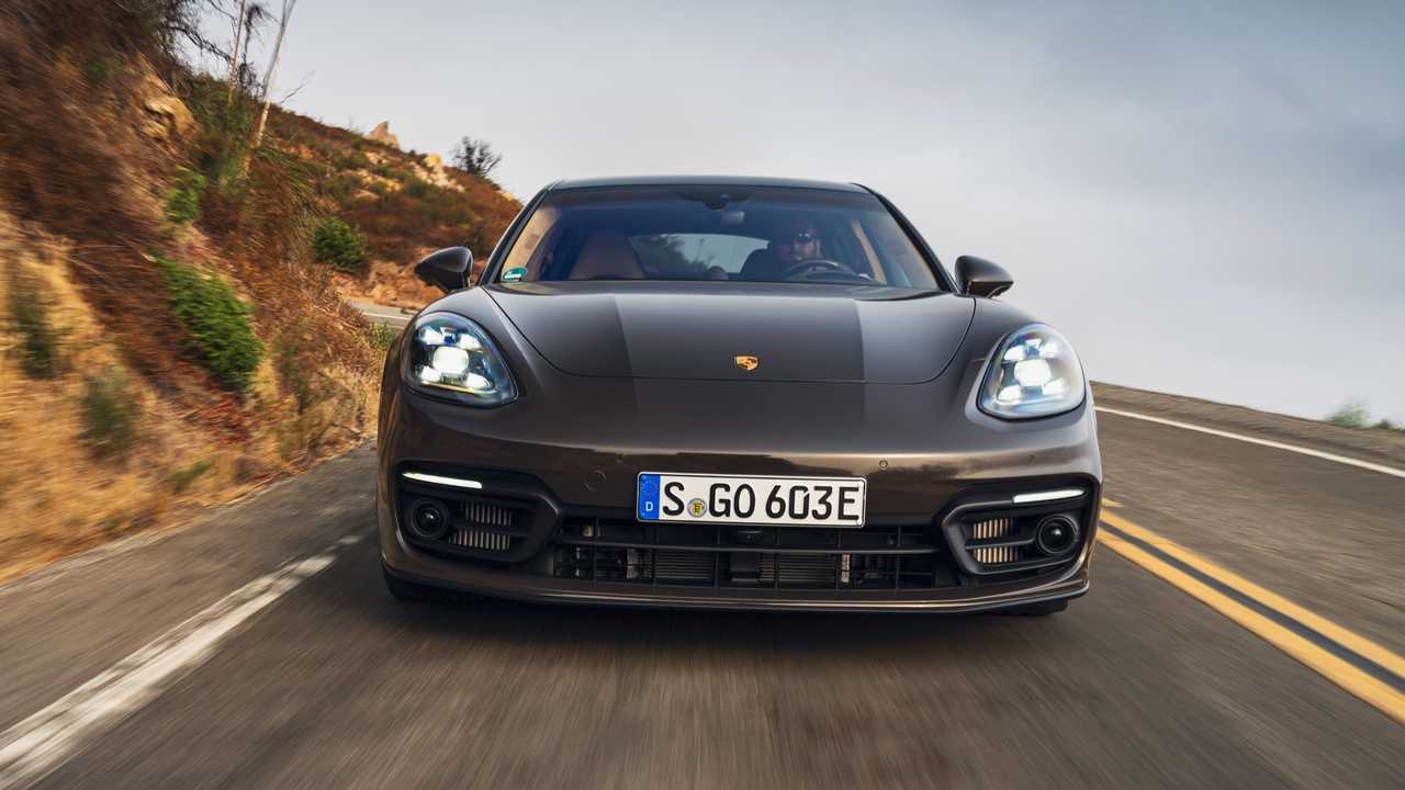 2021 Porsche Panamera 4S E-Hybrid Executive Exterior Front View