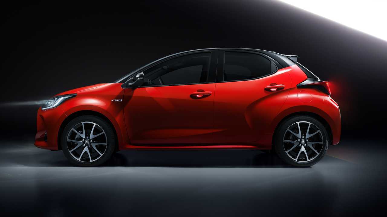 Clio VS Yaris