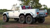 Lamborghini LM002 6X6 Rendering