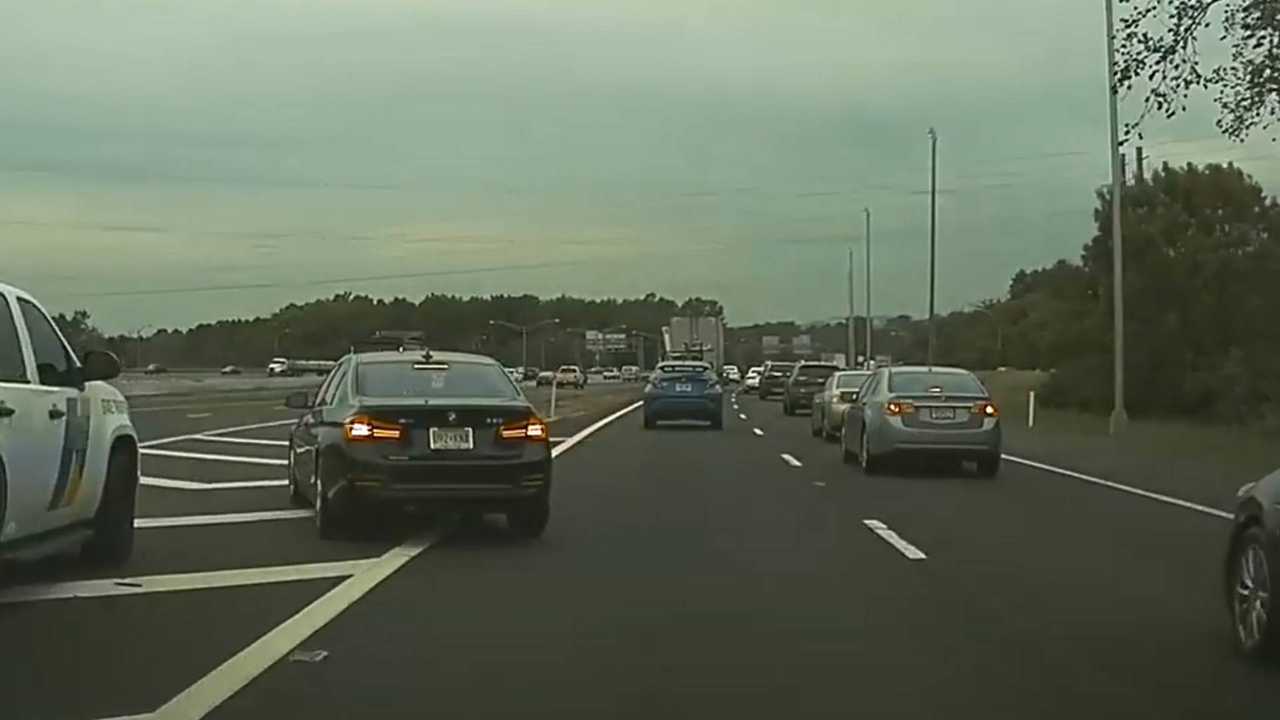 TeslaCam Films That Satisfying Moment Police Pulls Over A Bad Driver