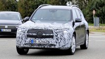 Mercedes-Benz EQB yeni casus fotoğraf