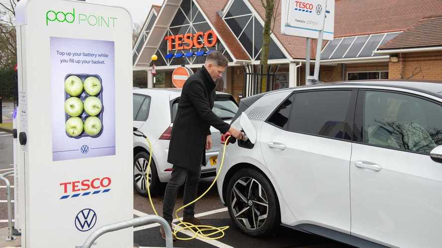 UK Supermarkets Install 1,000 New Charge Points In Two Years