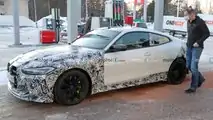 Foto spia vista laterale BMW M4 CSL 2023