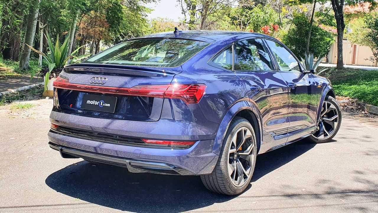 Audi e-Tron S Sportback-11