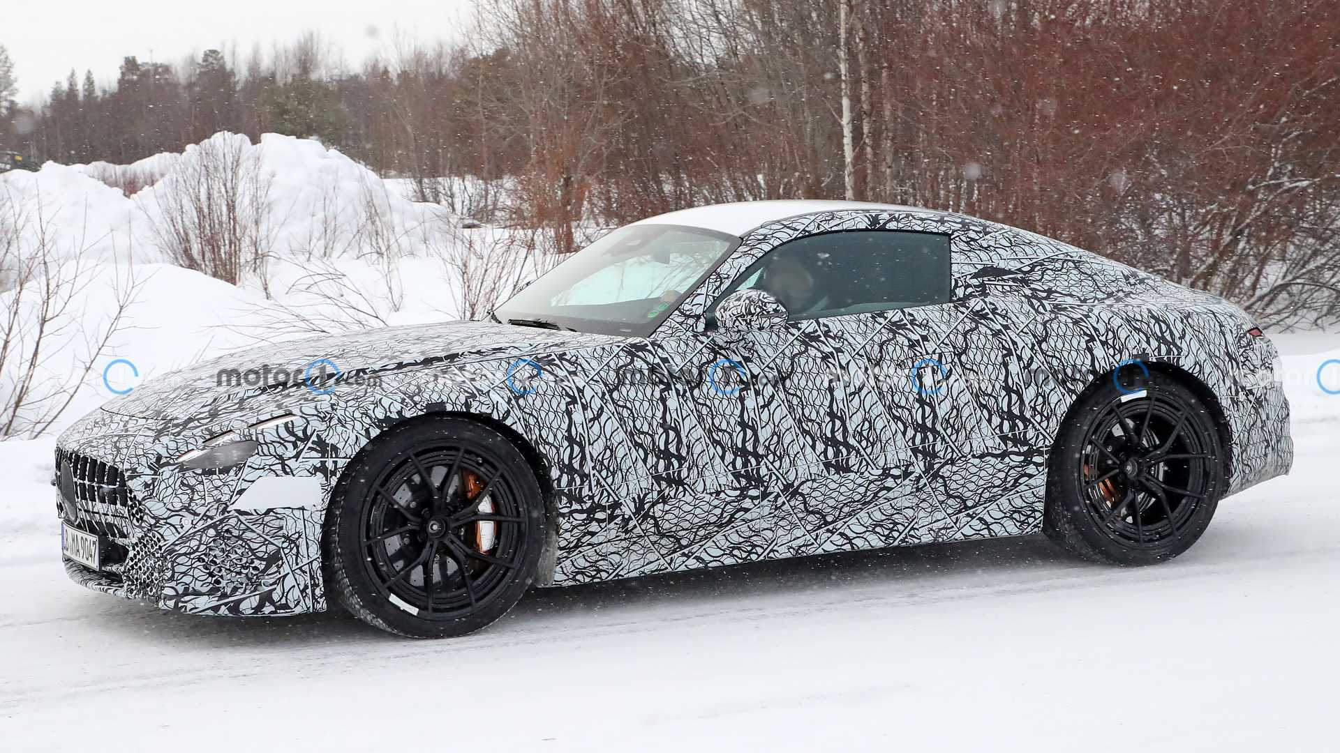 mercedes-amg-gt-63-coupe-front-corner.jpg