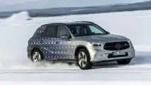 Mercedes GLC (2022) als Prototyp bei der Wintererprobung