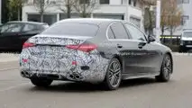 Le foto spia della Mercedes-AMG C43 e C53
