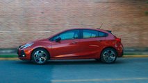 chevrolet cruze rs critica