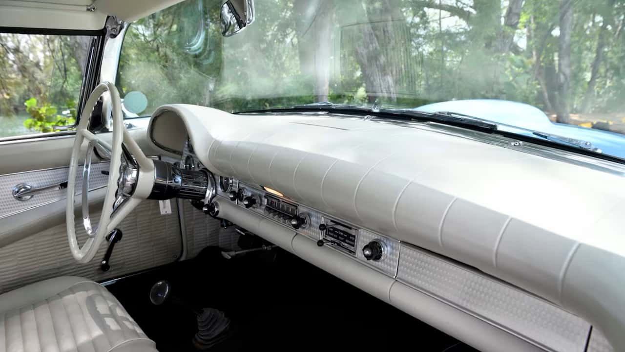 1957 Ford Thunderbird⁢ Supercharged