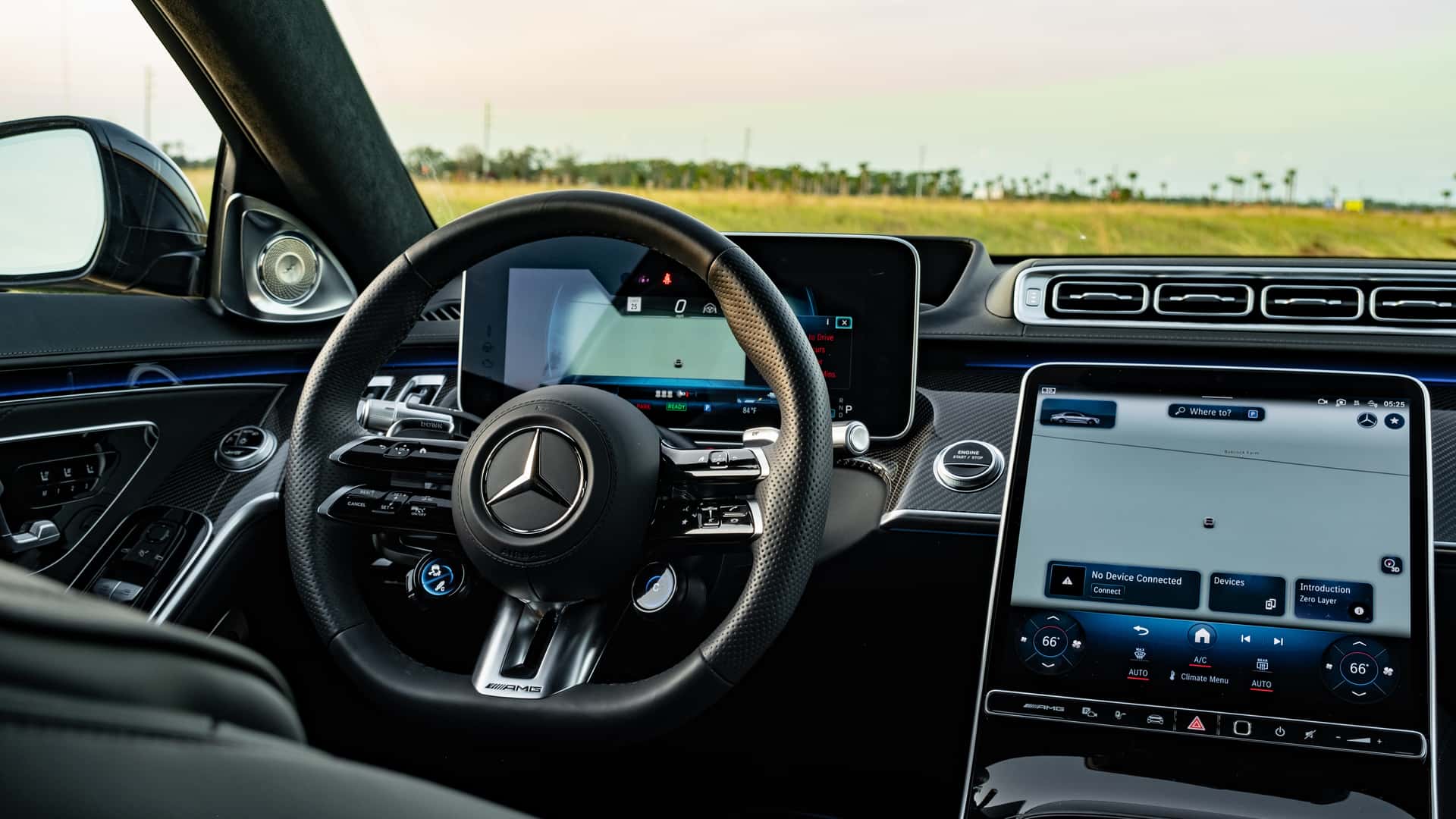 https://cdn.motor1.com/images/mgl/3W4OoX/s1/2024-mercedes-amg-s63-e-performance-review.jpg