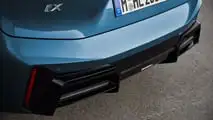 BMW iX xDrive60 (2025)