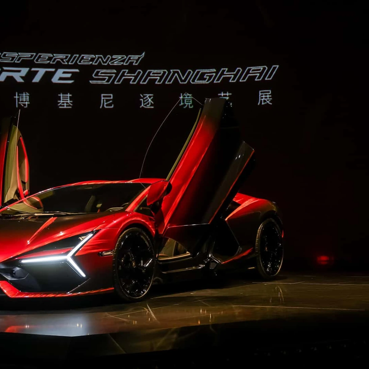 This very special Lamborghini Revuelto is dedicated to China