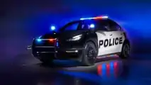 Vue des trois quarts de l'extérieur du véhicule de police Tesla Model Y Unplugged Performance UpFit