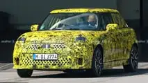 Mini Cooper 5-Türer (2024) als Erlkönig erwischt