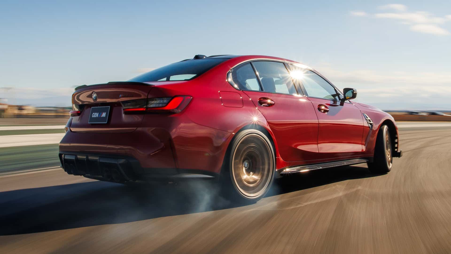 دلیلی وجود دارد که BMW M3 CS منحصر به آمریکای شمالی است دلیلی وجود دارد که BMW M3 CS منحصر به آمریکای شمالی است