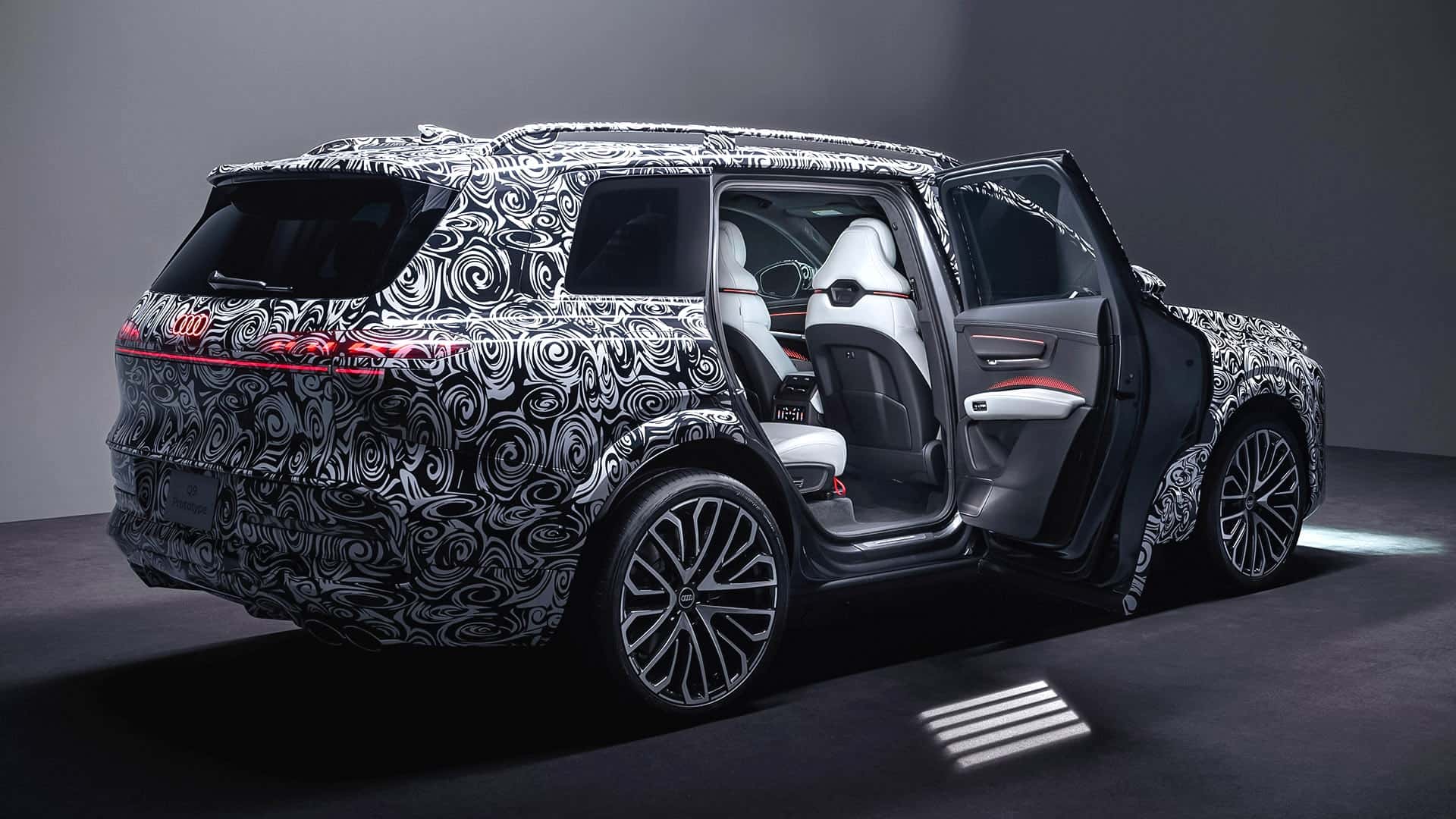 Audi Q9: veja como é o luxuoso interior do SUV de 7 lugares que chega em julho