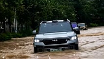 Donos de carros elétricos e híbridos da BYD fazem resgates em enchente na China