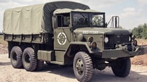 Caminhão militar REO M35