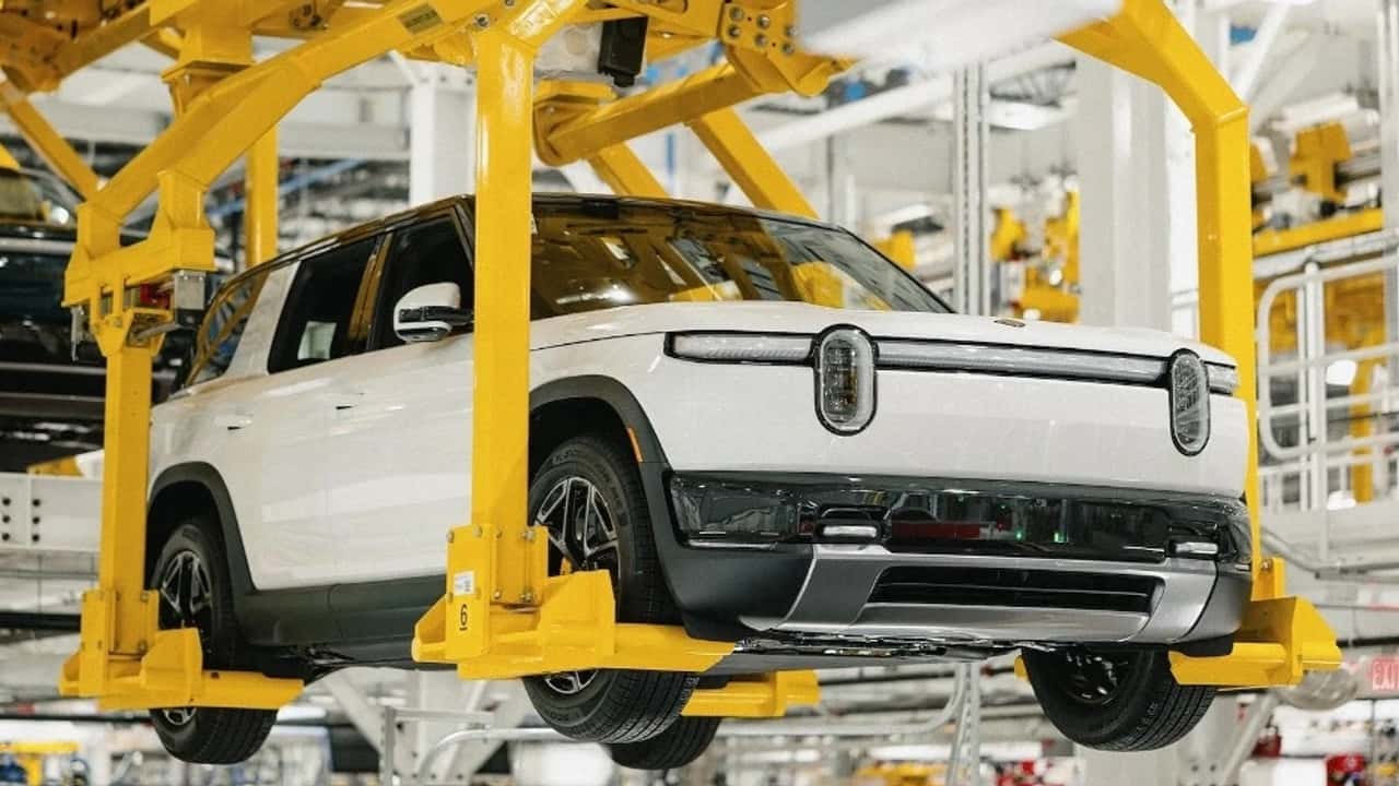 Rivian R2 al via la produzione