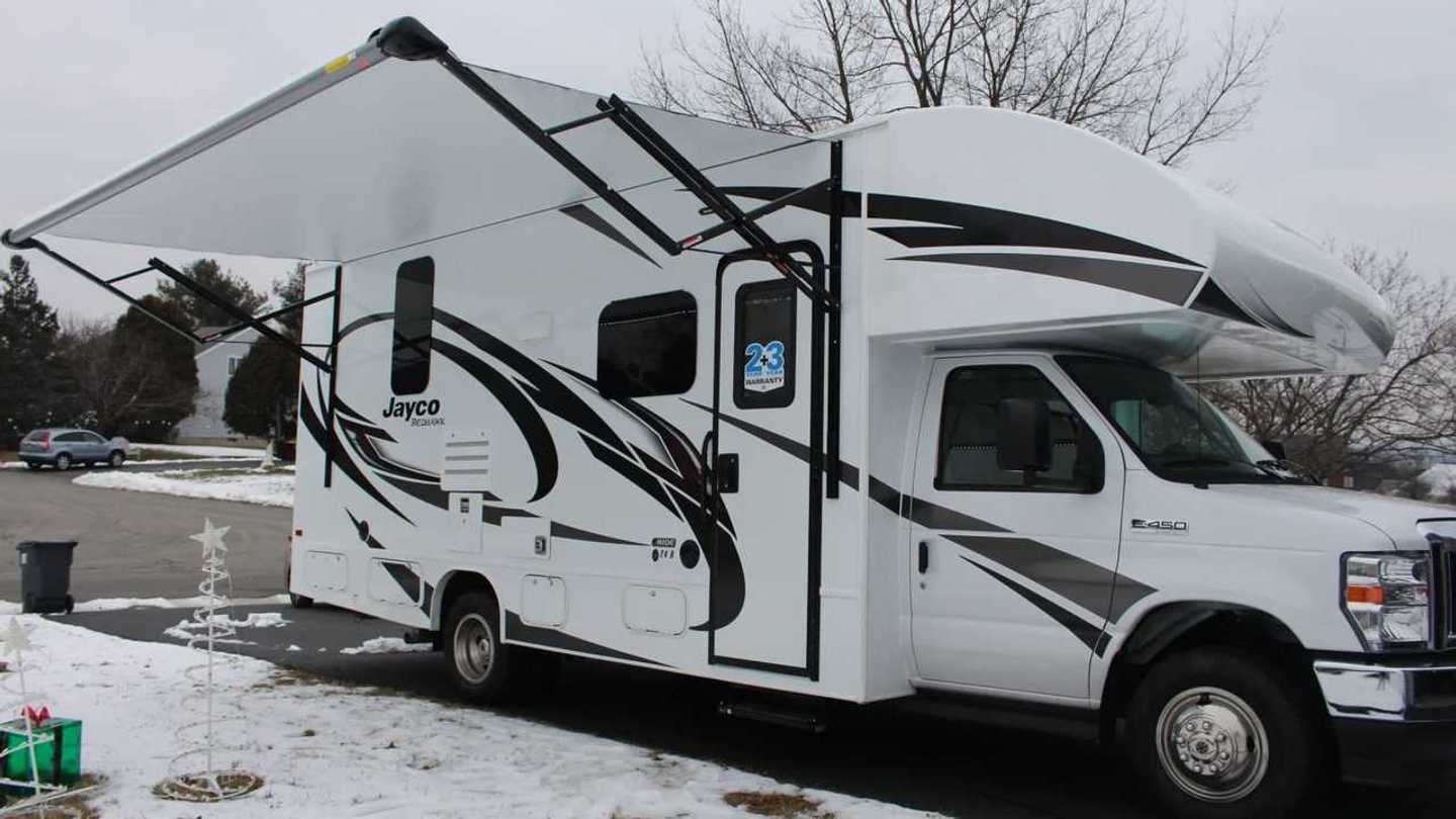 Top RVs For Camping In Cold Weather