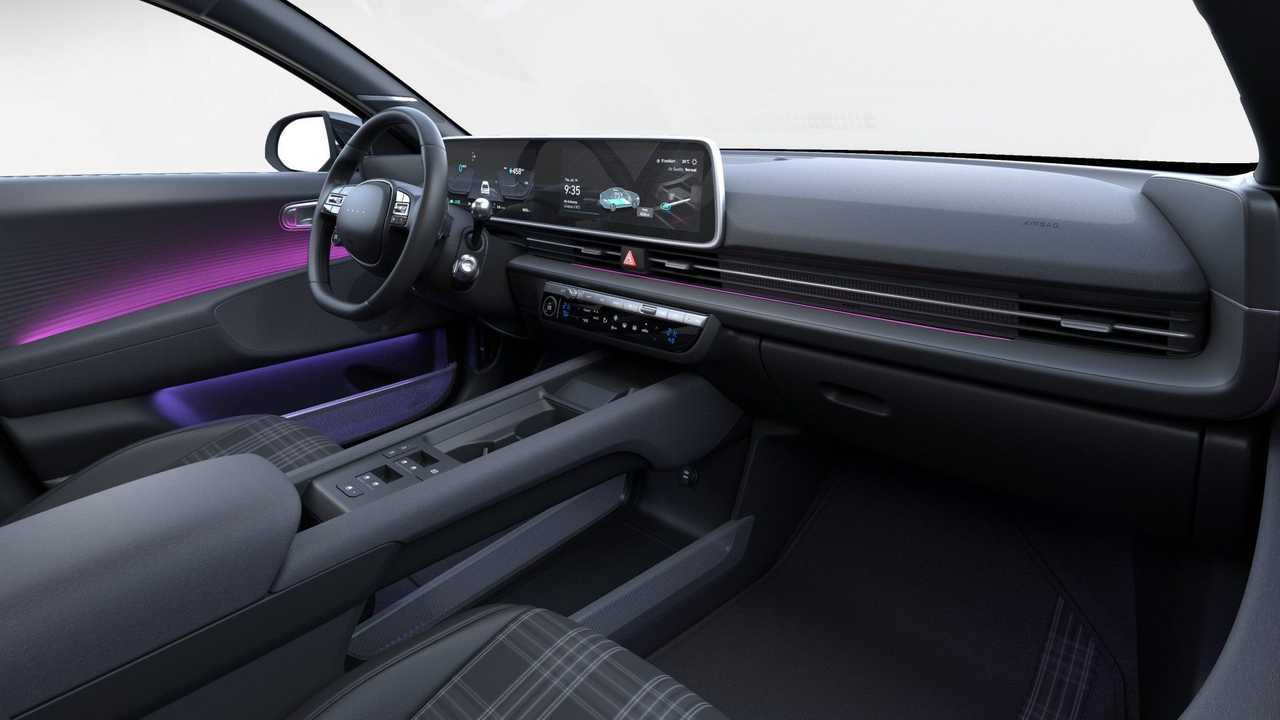 2023 Hyundai Ioniq 6 First Edition: Das Cockpit