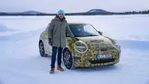 Novo teaser Mini hatch