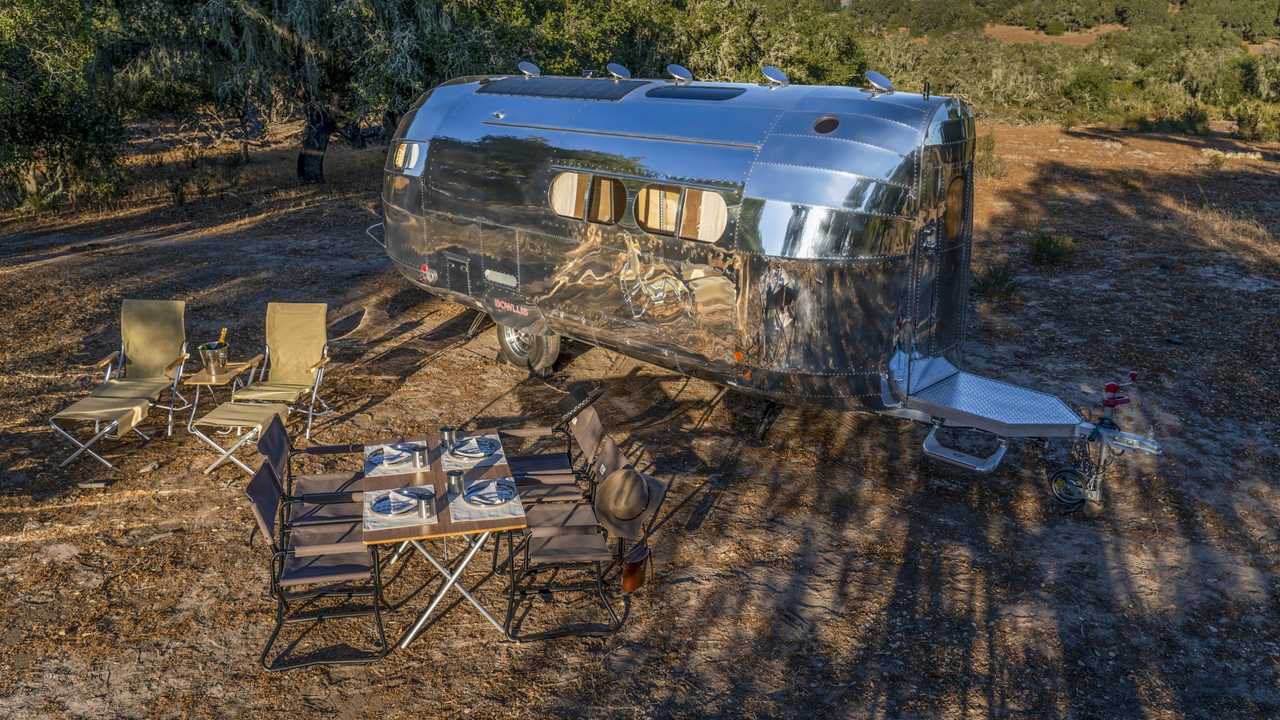 Bowlus Volterra caravana eléctrica