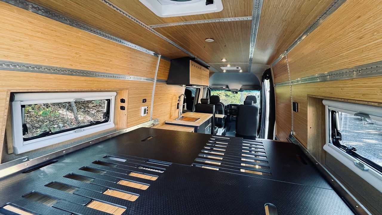 Sistema interno modulare Adventure Wagon