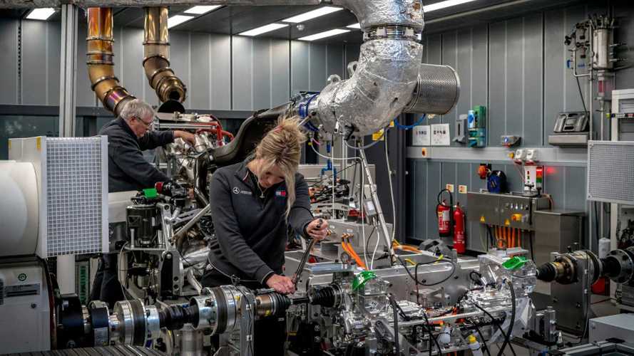 Старт производства Mercedes-AMG One