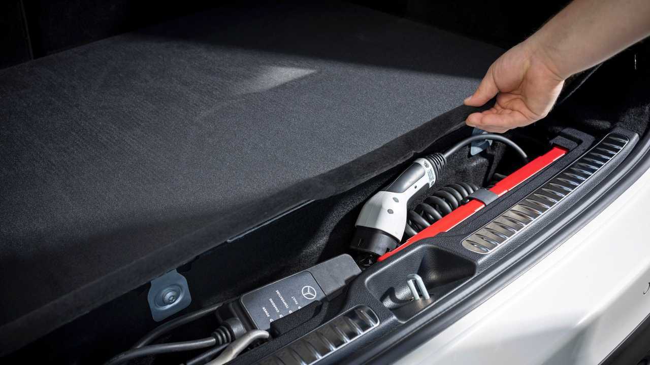 Новый Mercedes-Benz GLC (2022)
