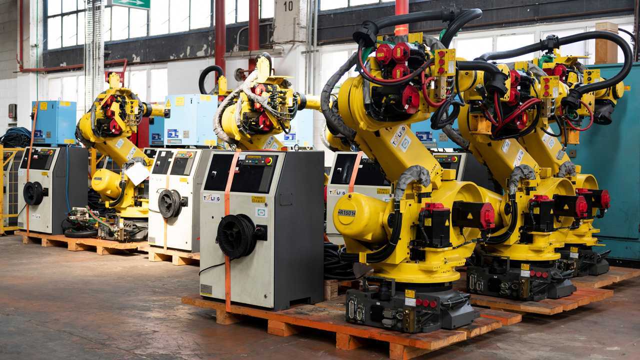 Il progetto Refactory e il retrofit elettrico dei robot a Flins