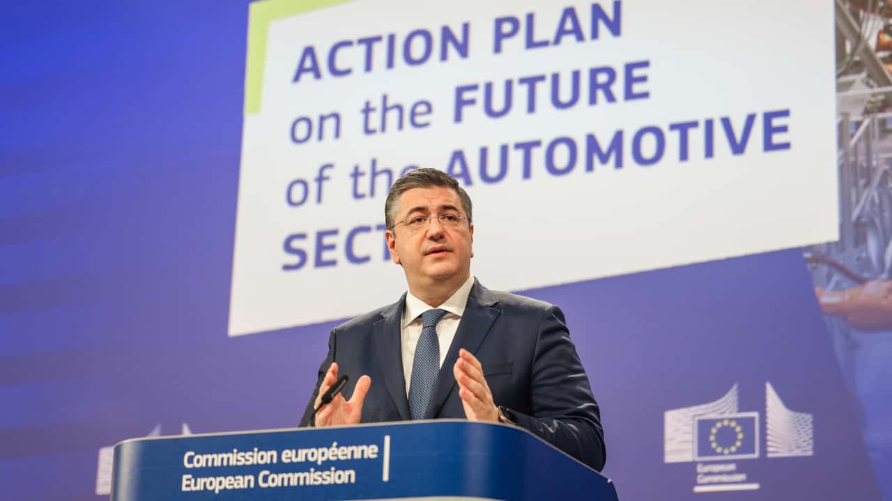 EU-Verkehrskommissar Apostolos Tzitzikostas